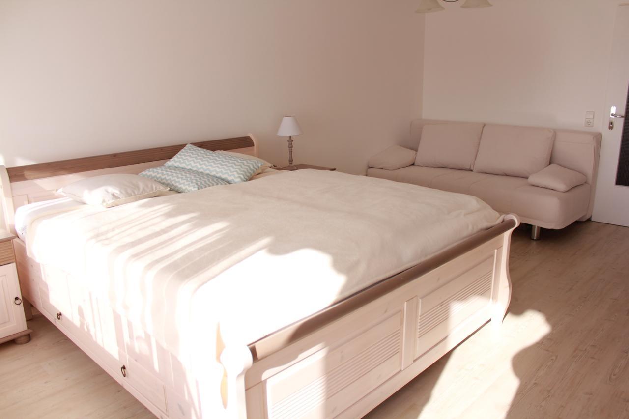 באד קרוצינגן Mariaprimavera Apartment Am Kurpark Mit Schwarzwaldblick * * * * מראה חיצוני תמונה