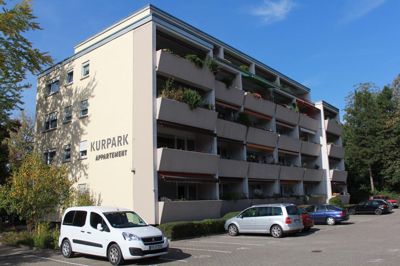 באד קרוצינגן Mariaprimavera Apartment Am Kurpark Mit Schwarzwaldblick * * * * מראה חיצוני תמונה