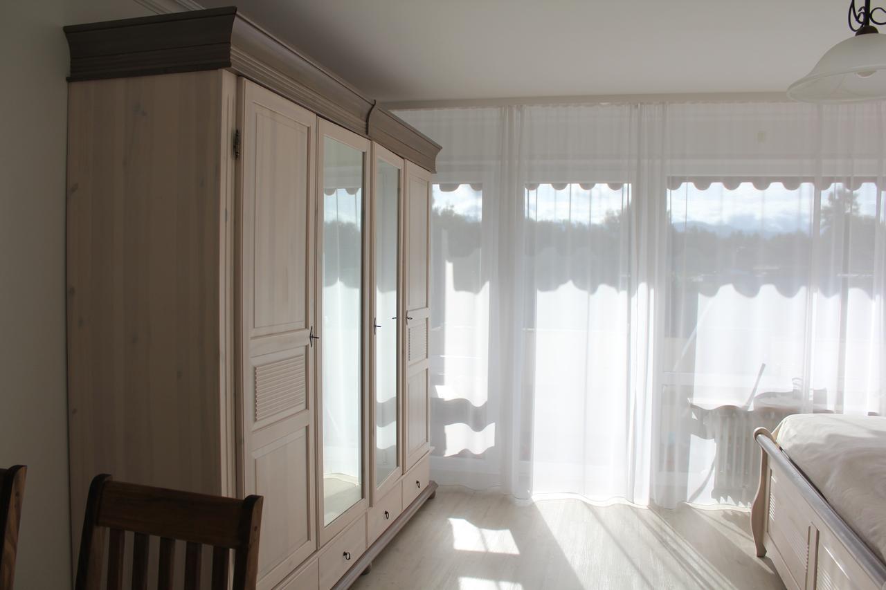 באד קרוצינגן Mariaprimavera Apartment Am Kurpark Mit Schwarzwaldblick * * * * מראה חיצוני תמונה